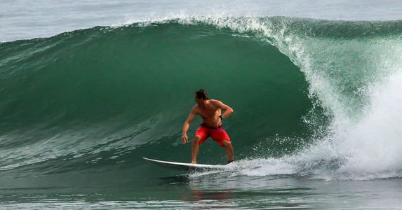 hermosa beach barrel 1