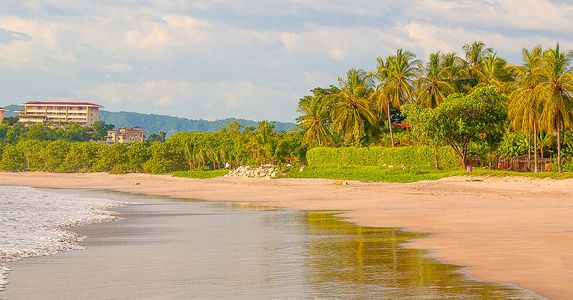 flamingo beach white sands
