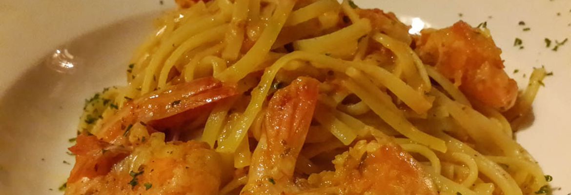 jumbo shrimp pasta shrimp close up