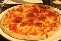 pizza diavola arial view