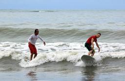 dominicalito waverider riding 5