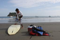 preparing SUP chora island