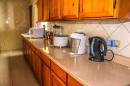 spanish school for residents appliances