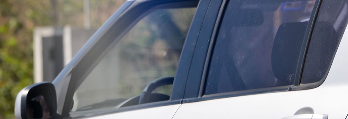 orotina highway car waiting to pay toll