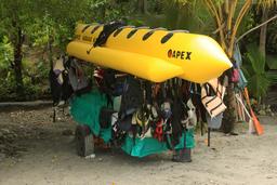 banana boat waiting 3