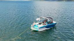 people having fun in the super air nautique g23 arenal
