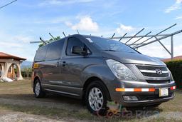 hyundai h1 van heredia lateral passenger side view