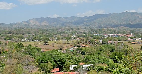 atenas town view from the farmers market