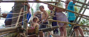 bamboo-jungle-gym-with-kids-envision-festival-2015